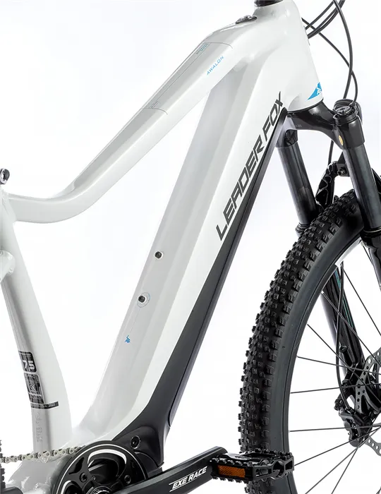 E-BIKE AWALON GENT 27,5", 19,5"-1, WHITE SHINY (M420) - Obrázek 2